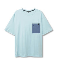 Cargar imagen en el visor de la galería, Duotone Apparel Tee SS woven men 2025