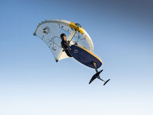 Carica l'immagine nel visualizzatore di Gallery, action_shot