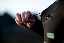 Charger l'image dans la galerie, action_shot