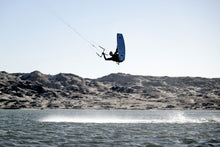 Carica l'immagine nel visualizzatore di Gallery, action_shot