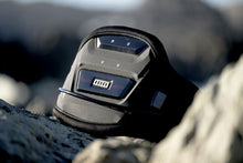 Charger l'image dans la galerie, action_shot