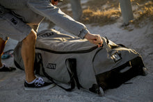 Carica l'immagine nel visualizzatore di Gallery, action_shot