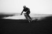 Load image into Gallery viewer, action_shot