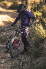 Cargar imagen en el visor de la galería, ION MTB Pants Scrub Amp BAT Unisex 2023
