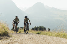 Cargar imagen en el visor de la galería, ION Gravel Shorts tight VNTR Amp Women 2024
