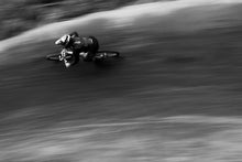 Carica l'immagine nel visualizzatore di Gallery, action_shot