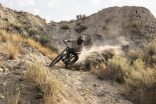 Charger l'image dans la galerie, Pantalon VTT Scrub Amp BAT Hommes