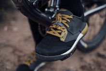 Cargar imagen en el visor de la galería, ION MTB Flat Pedal Shoes Scrub Amp 2024