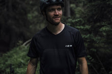Carica l'immagine nel visualizzatore di Gallery, Maglia MTB a maniche corte Traze Uomo