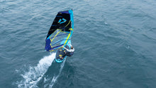 Lade das Bild in den Galerie-Viewer, action_shot