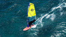 Lade das Bild in den Galerie-Viewer, action_shot