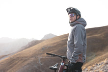 Lade das Bild in den Galerie-Viewer, MTB Jacke Shelter Hybrid Padded Unisex