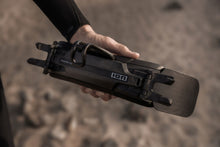 Carica l'immagine nel visualizzatore di Gallery, action_shot