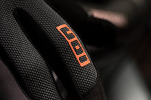 Charger l'image dans la galerie, ION Gloves Scrub AMP 2021