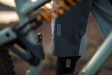 Charger l'image dans la galerie, ION Bikeshorts Traze VENT MEN 2021