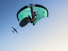 Lade das Bild in den Galerie-Viewer, action_shot