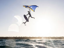 Carica l'immagine nel visualizzatore di Gallery, action_shot