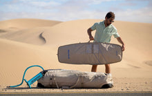 Lade das Bild in den Galerie-Viewer, action_shot