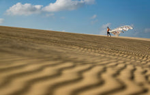 Carica l'immagine nel visualizzatore di Gallery, action_shot