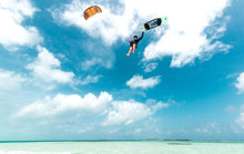 Carica l'immagine nel visualizzatore di Gallery, action_shot