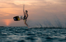 Cargar imagen en el visor de la galería, action_shot