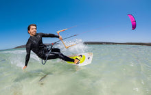 Lade das Bild in den Galerie-Viewer, action_shot