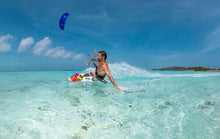 Carica l'immagine nel visualizzatore di Gallery, action_shot