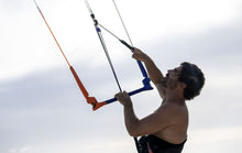 Carica l'immagine nel visualizzatore di Gallery, action_shot