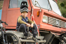 Cargar imagen en el visor de la galería, ION MTB Pants Scrub Amp BAT Youth 2024