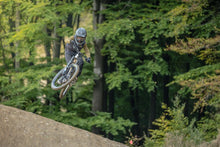 Cargar imagen en el visor de la galería, ION MTB Pants Scrub Amp BAT Youth 2024