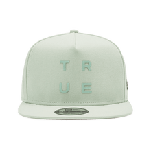 Carica l&#39;immagine nel visualizzatore di Gallery, Duotone Apparel Cap New Era 9FIFTY A-Frame DRIVER 2025
