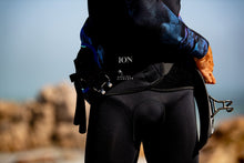 Cargar imagen en el visor de la galería, ION Radium Team Series Windsurf Harness Men 2022
