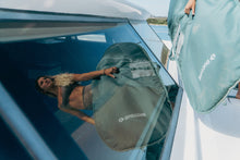 Carica l'immagine nel visualizzatore di Gallery, action_shot