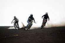 Carica l'immagine nel visualizzatore di Gallery, action_shot