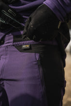 Cargar imagen en el visor de la galería, ION MTB Pants Scrub Amp BAT Unisex 2023