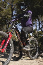 Lade das Bild in den Galerie-Viewer, MTB Knieschoner K-Pact Amp HD Unisex