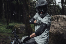 Load image into Gallery viewer, ION MTB Elbow Pads E-Sleeve Amp 2024