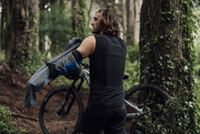 Carica l'immagine nel visualizzatore di Gallery, Gilet MTB protettivo Scrub Amp
