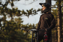 Cargar imagen en el visor de la galería, ION MTB Outerwear Shelter BAT Longsleeve 2023