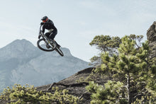 Cargar imagen en el visor de la galería, ION Men MTB Shorts Seek Amp 2022