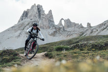 Cargar imagen en el visor de la galería, ION MTB Helmet Traze Amp MIPS 2024