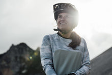 Cargar imagen en el visor de la galería, ION MTB Helmet Traze Amp MIPS 2024