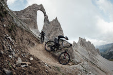 Carica l'immagine nel visualizzatore di Gallery, Pantaloncini MTB Traze Amp AFT Donna