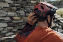 Lade das Bild in den Galerie-Viewer, MTB Helmet Traze Amp MIPS