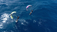 Carica l'immagine nel visualizzatore di Gallery, action_shot