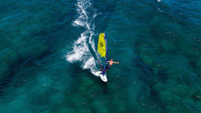 Carica l'immagine nel visualizzatore di Gallery, action_shot