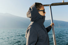 Carica l&#39;immagine nel visualizzatore di Gallery, action_shot
