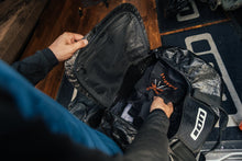 Cargar imagen en el visor de la galería, ION MTB Duffle Bag 2024