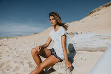 Carica l'immagine nel visualizzatore di Gallery, T-Shirt Stoked Donna