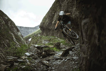 Lade das Bild in den Galerie-Viewer, MTB Knieschoner K-Pact